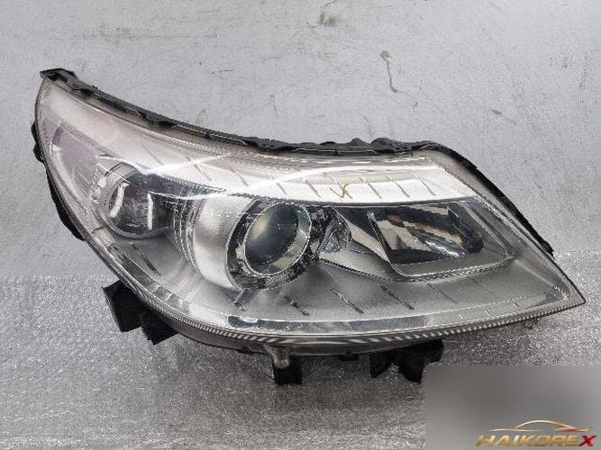 Renault SM5 2010 — фара правая 260100066R