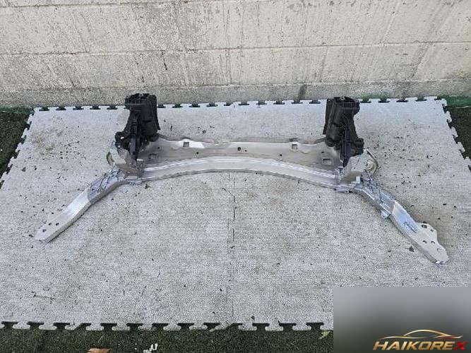 Mercedes-Benz E-Class 2023 — радиатор A2136206300