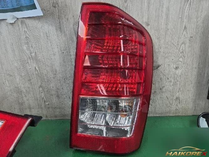 Kia Carnival 2008 — комбинированный фонарь задний правый 924-4J0