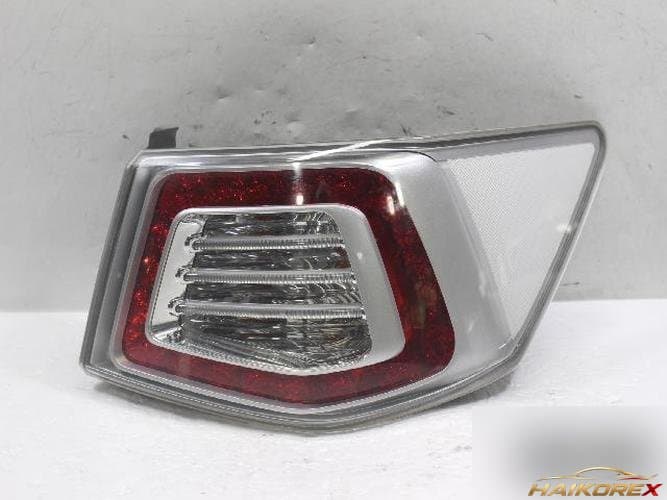 Kia Forte 2012 — комбинированный фонарь задний правый (пассажирский)