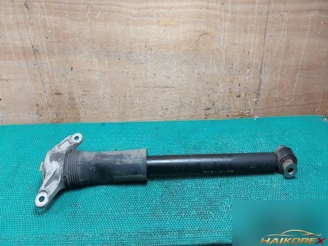 Jaguar XE 2016 — амортизатор задний правый