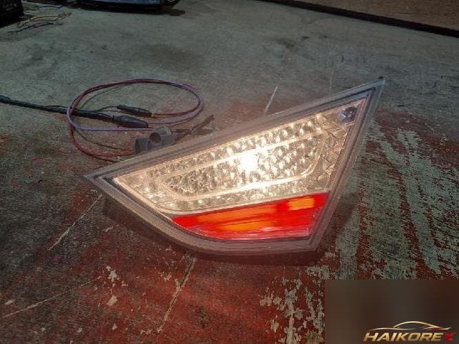 Hyundai Sonata 2012 — фонарь подсветки багажника 92404-4R000