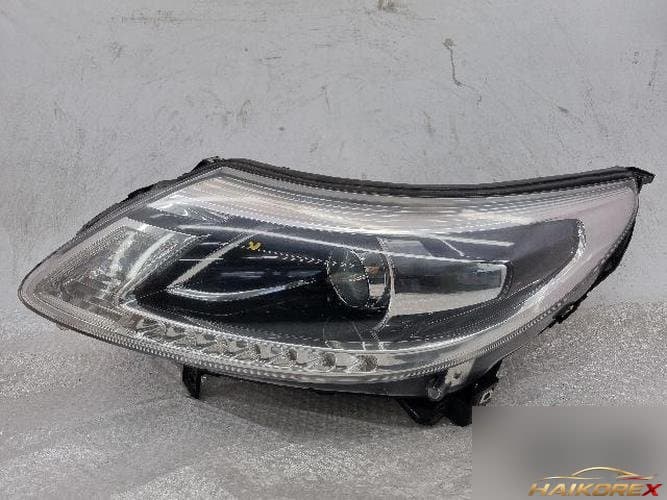Renault SM5 2016 — фара левая (ксенон) 260606449R