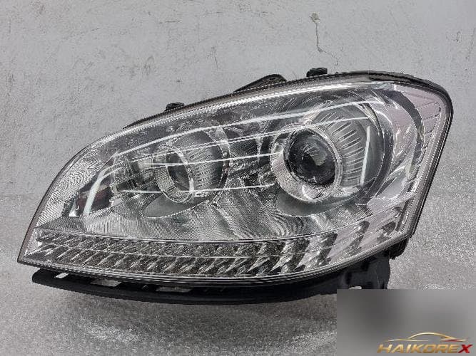 SsangYong Chairman 2009 — фара передняя левая ксеноновая