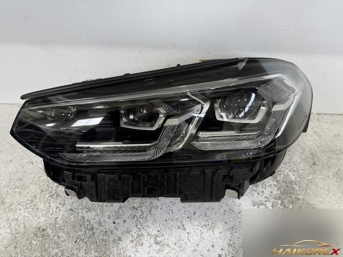 BMW X3 2022 — фара левая