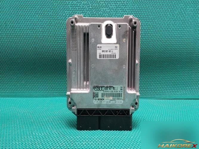Audi Q5 2011 — блок управления двигателем ECU 8R0907401J
