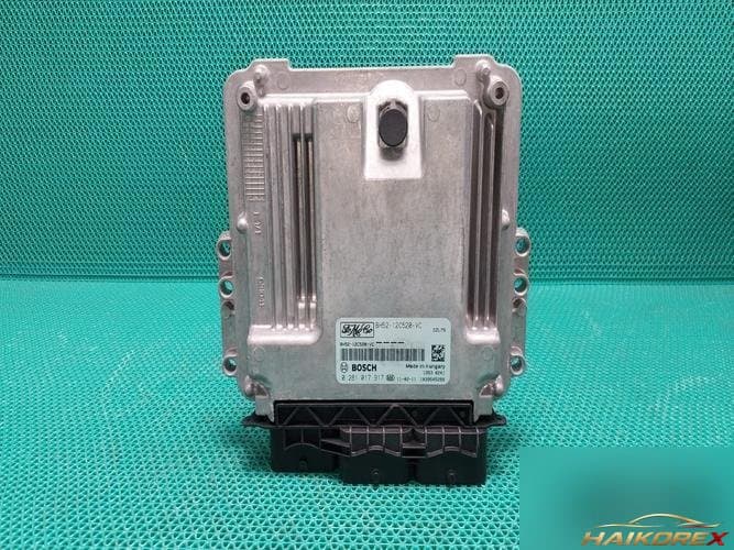 Land Rover Freelander 2011 — блок управления двигателем ECU BH5212C520VC