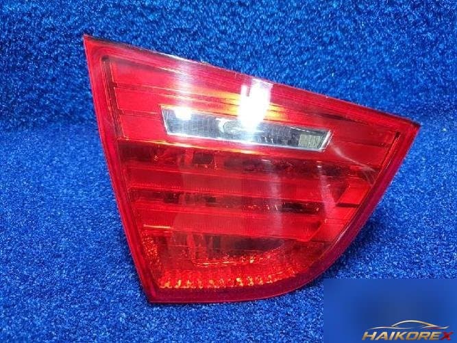 BMW 3 Series 2010 — накладка задней двери левая 4871733