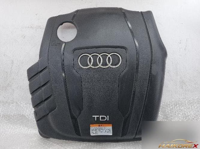 Audi A4 2015 — крышка двигателя