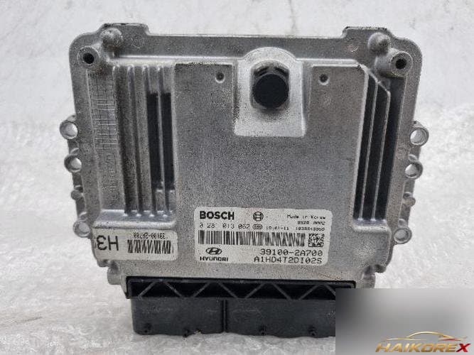 Hyundai Avante 2007 — блок управления двигателем ECU 39100-2A700