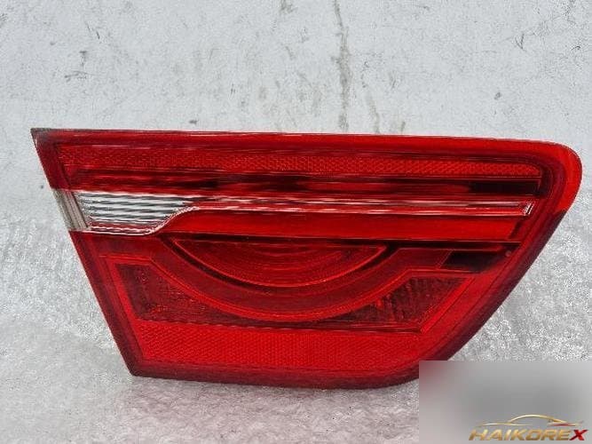 Jaguar XE 2016 — накладка задней двери левая 3