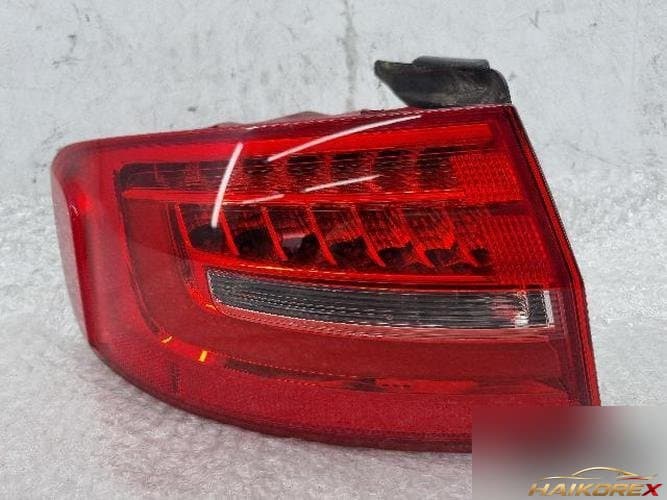 Audi A4 2015 — задний фонарь левый (комбинированный) 8K5945095AC
