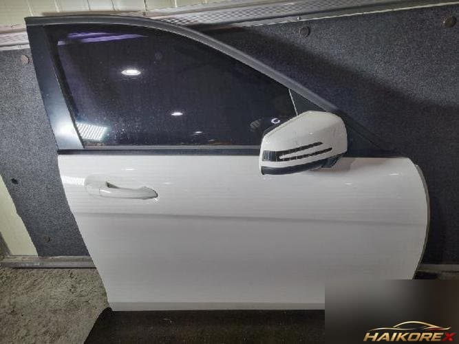 Mercedes-Benz C-Class 2014 — передняя дверь правая
