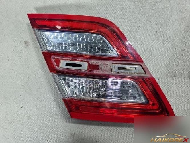Ford Taurus 2015 — обивка двери задней левой
