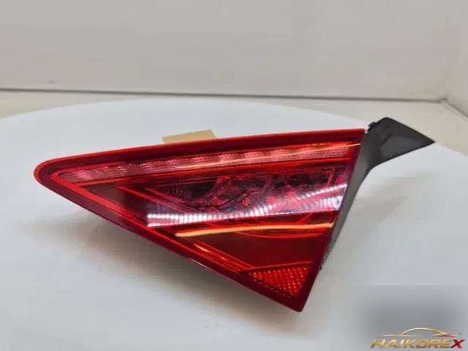 Audi A7 2022 — фонарь задний правый (внешний) 4G8945094 2