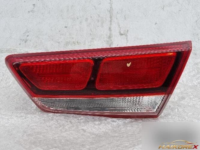Kia K5 2019 — подсветка багажника правая (3-pin, галоген)