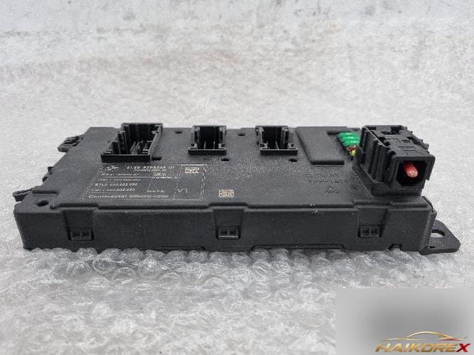 BMW 3 Series 2013 — блок управления кузовом BCM 6135-9293305-01