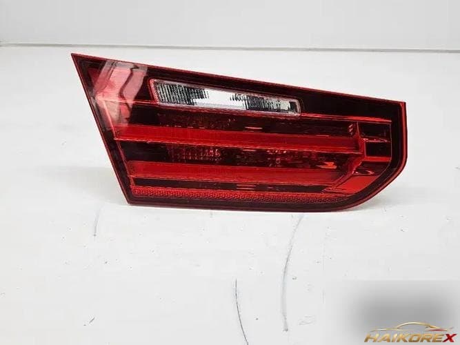 BMW 5 Series 2010 — задний фонарь внутренний левый 63217203225