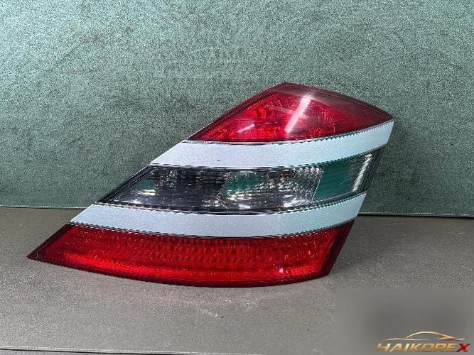 Mercedes-Benz S-Class 2008 — фонарь задний комбинированный правый (LED)