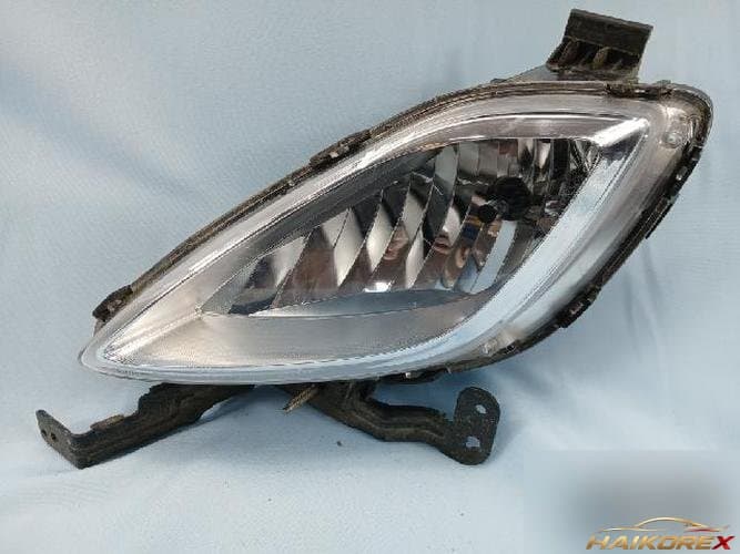 Hyundai Avante 2011 — противотуманная фара левая (водительская)