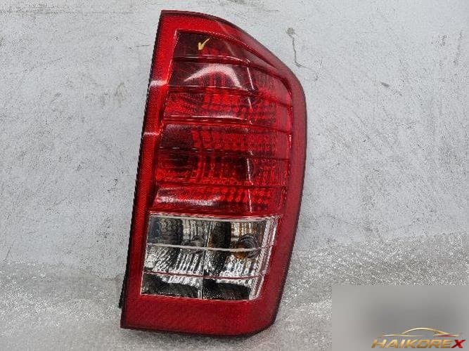 Kia Carnival 2012 — комбинированный фонарь (задний) правый (пассажирский) 924-4JO