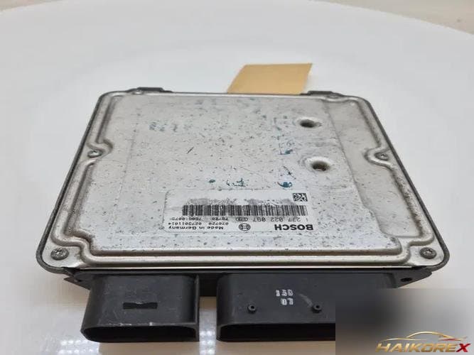BMW 3 серии 2010 — блок управления двигателя ECU 1277022097