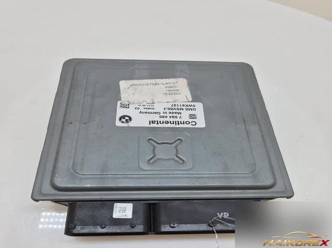 BMW 3 Series 2010 — блок управления двигателя ECU 7594485