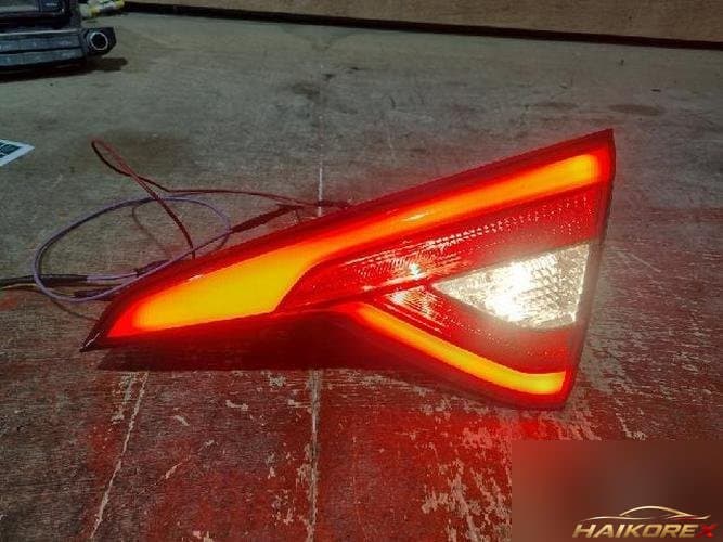 Hyundai Sonata 2014 — подсветка багажника 92404-C1000