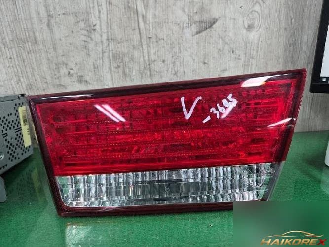 Hyundai Sonata 2009 — подсветка багажника 92404-3K0