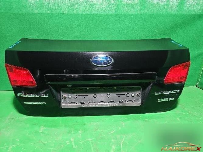 Subaru Legacy 2013 — крышка багажника