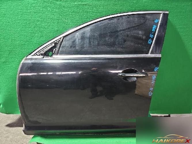 Jaguar XJ 2014 — передняя дверь левая EW93-20125-AB