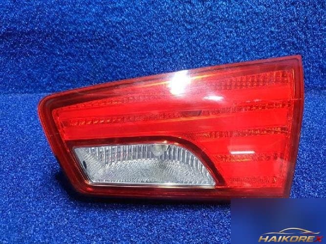 Kia Forte 2011 — крышка багажника (белый перламутр) 924041MK