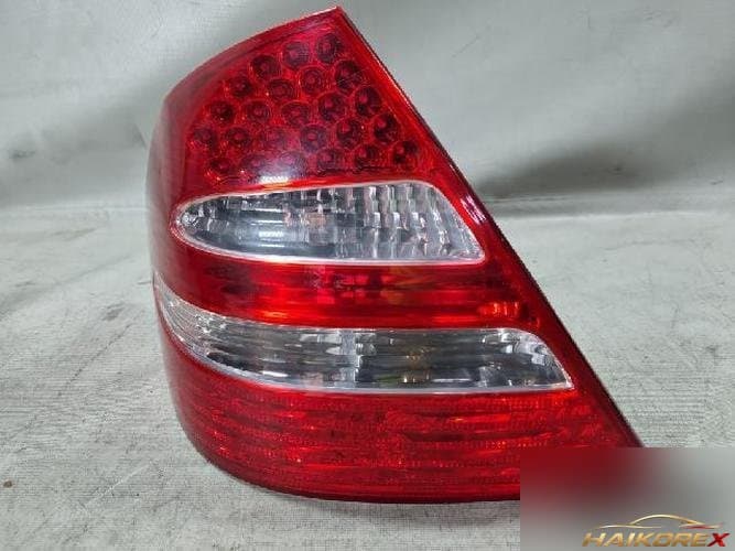 Mercedes-Benz E-Class 2005 — комбинированный фонарь задний левый (водительский) A2118200554
