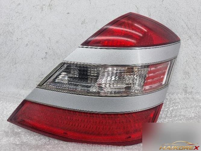 Mercedes-Benz S-Class 2008 — фонарь задний правый (комбинированный)