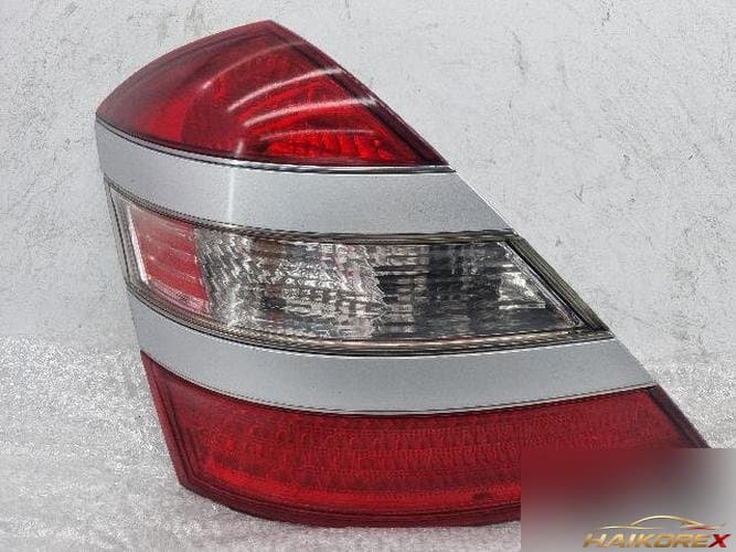 Mercedes-Benz S-Class 2008 — фонарь задний левый (комбинированный) A2218200177