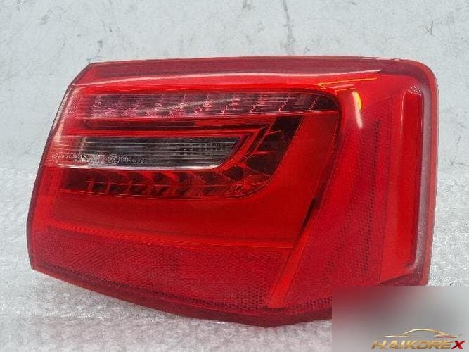 Audi A6 2014 — комбинированный фонарь (задний, правый) 4G0 945 096 A
