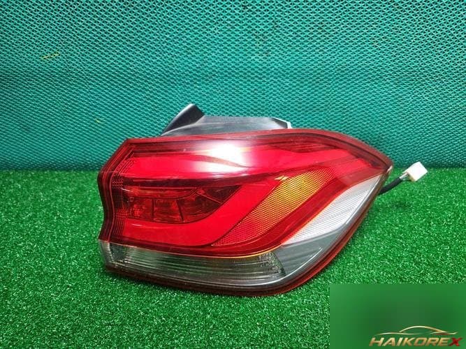 Hyundai i30 2017 — комбинированный фонарь задний LED (правый, пассажирский)