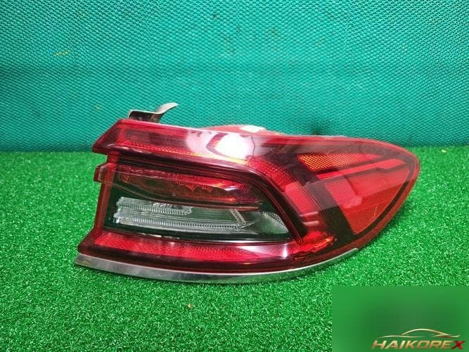 Hyundai Grandeur 2018 — фонарь задний комбинированный правый (пассажирский) 92402G8000