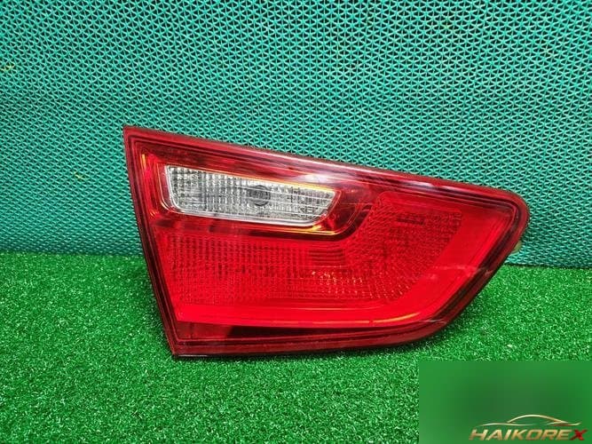 Kia K5 2015 — накладка задней двери левая 924032T5