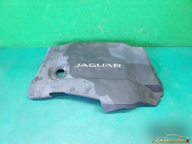 Jaguar XJ 2014 — крышка двигателя