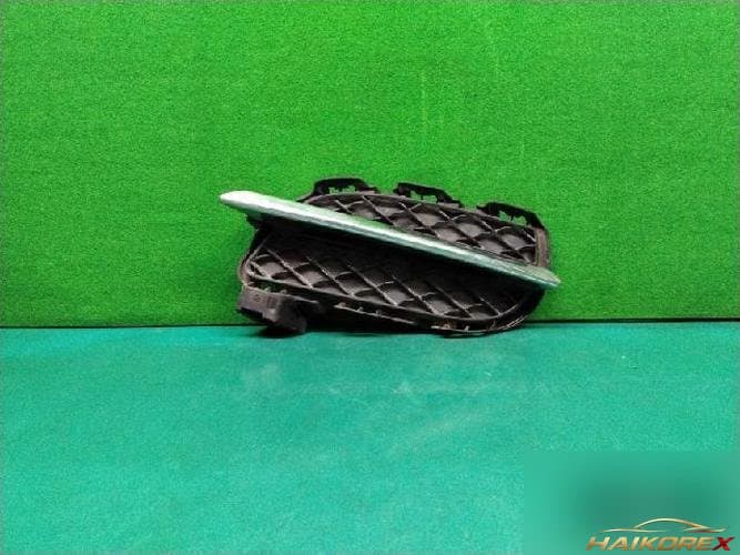 Jaguar XJ 2014 — противотуманная фара левая (водителя) AW93-15K233-AC