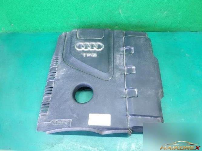 Audi A6 2014 — крышка двигателя