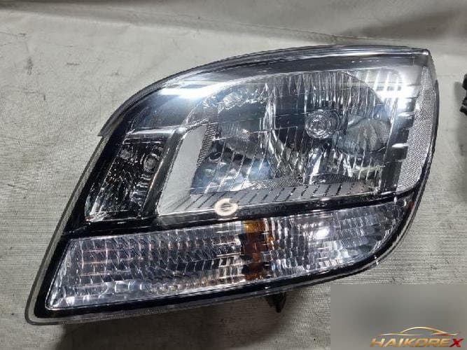 Chevrolet Orlando 2012 — фара левая