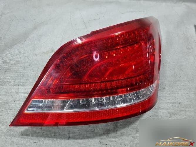 Hyundai Equus 2012 — комбинированный фонарь задний правый (пассажирский)