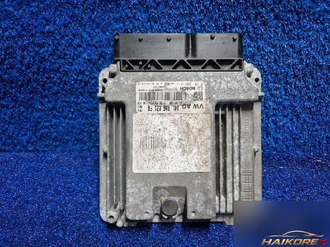 Audi A6 2016 — блок управления двигателя ECU 04L906021FQ