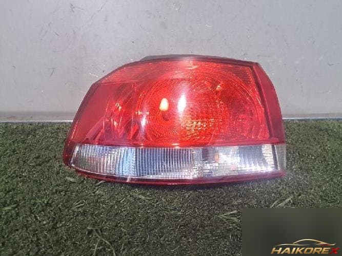 Volkswagen Golf 2013 — комбинированный фонарь (задний) левый