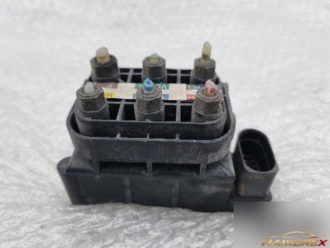 Mercedes-Benz S-Class 2008 — блок клапанов