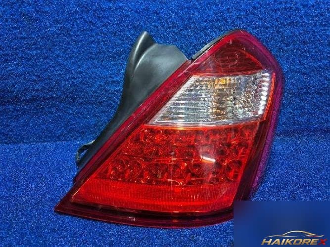 Renault SM7 2010 — фонарь задний правый (комбинированный)