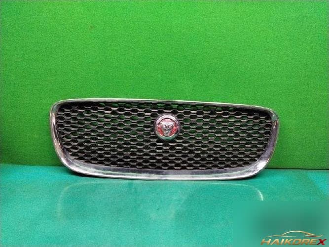 Jaguar XF 2017 — решётка радиатора GX63-8A100-BA