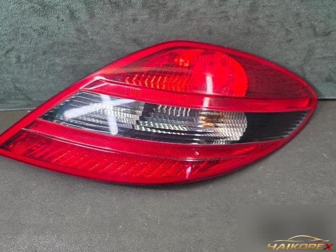 Mercedes-Benz SLK-класс 2007 — комбинированный фонарь задний правый (пассажирский)